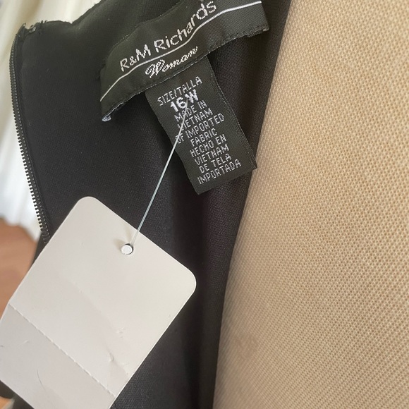 Formal mid ankle dress by R & M Richard’s size 16W black with multi colored bott - Picture 8 of 9